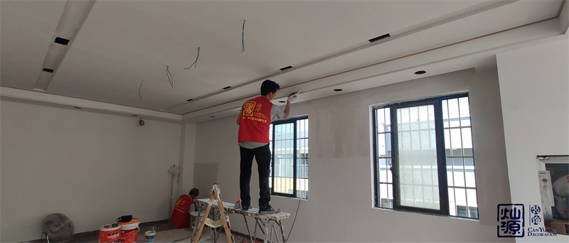 跟我一樣想創(chuàng)業(yè)開(kāi)個(gè)小公司的，辦公室裝修公司你們都是怎么選的啊？